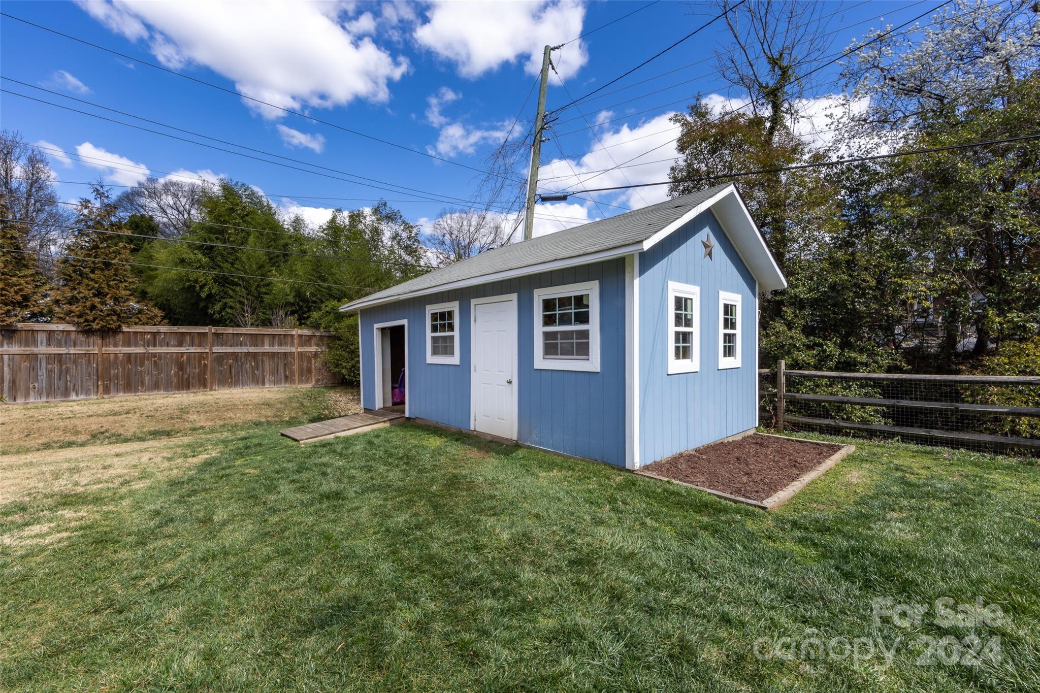 1233 Barkley Road Charlotte, NC 28209 - Photo 39 of 43 Gallery Image 39