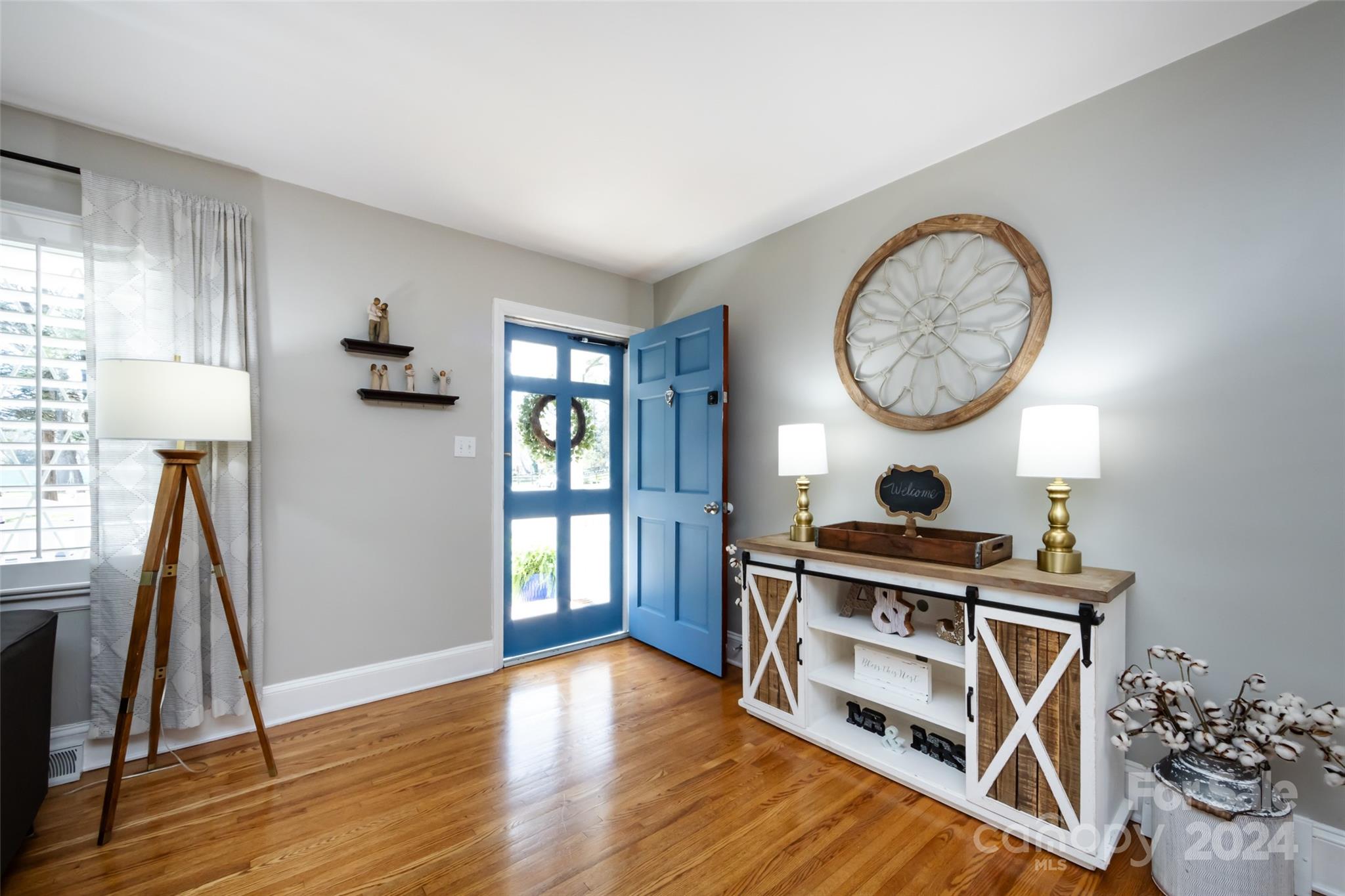 1233 Barkley Road Charlotte, NC 28209 - Photo 5 of 43 Gallery Image 5