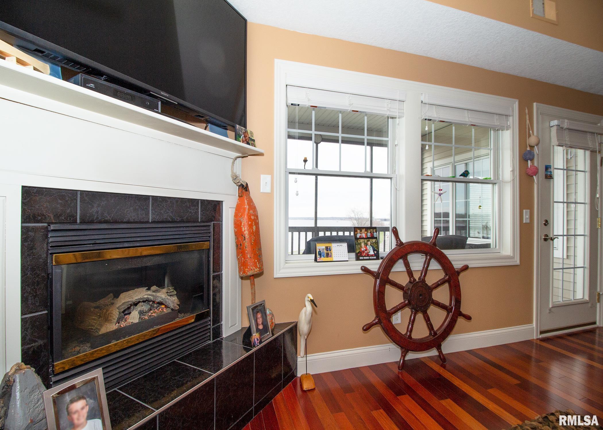 4036 River Drive, Unit 4D Moline, IL 61265 - Photo 11 of 25