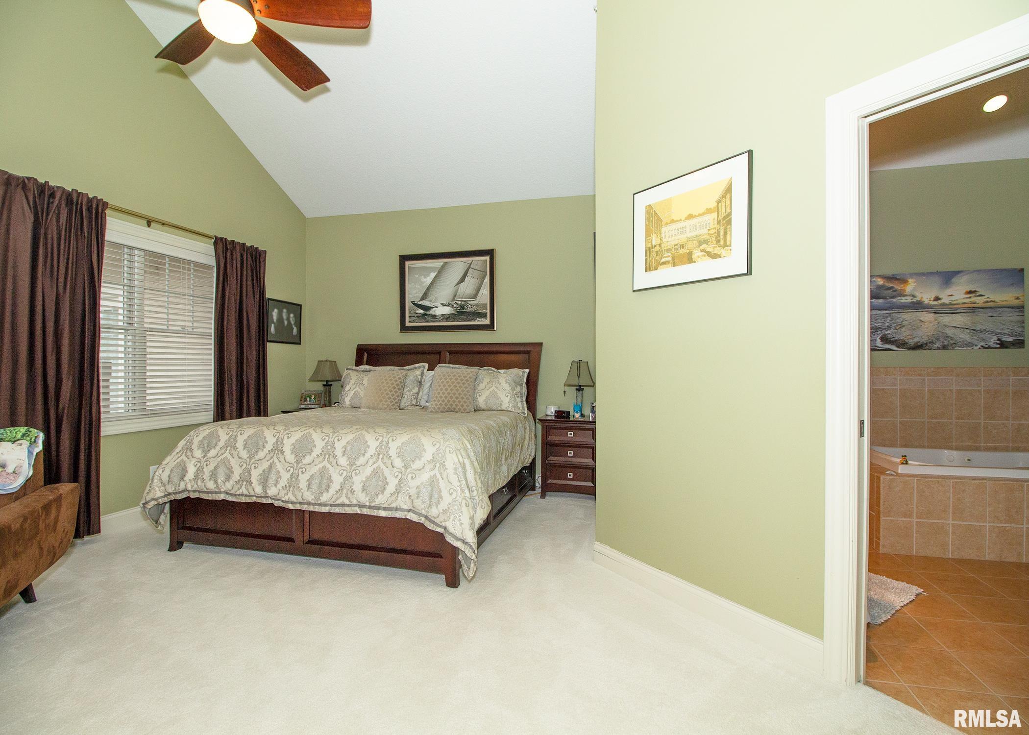 4036 River Drive, Unit 4D Moline, IL 61265 - Photo 14 of 25