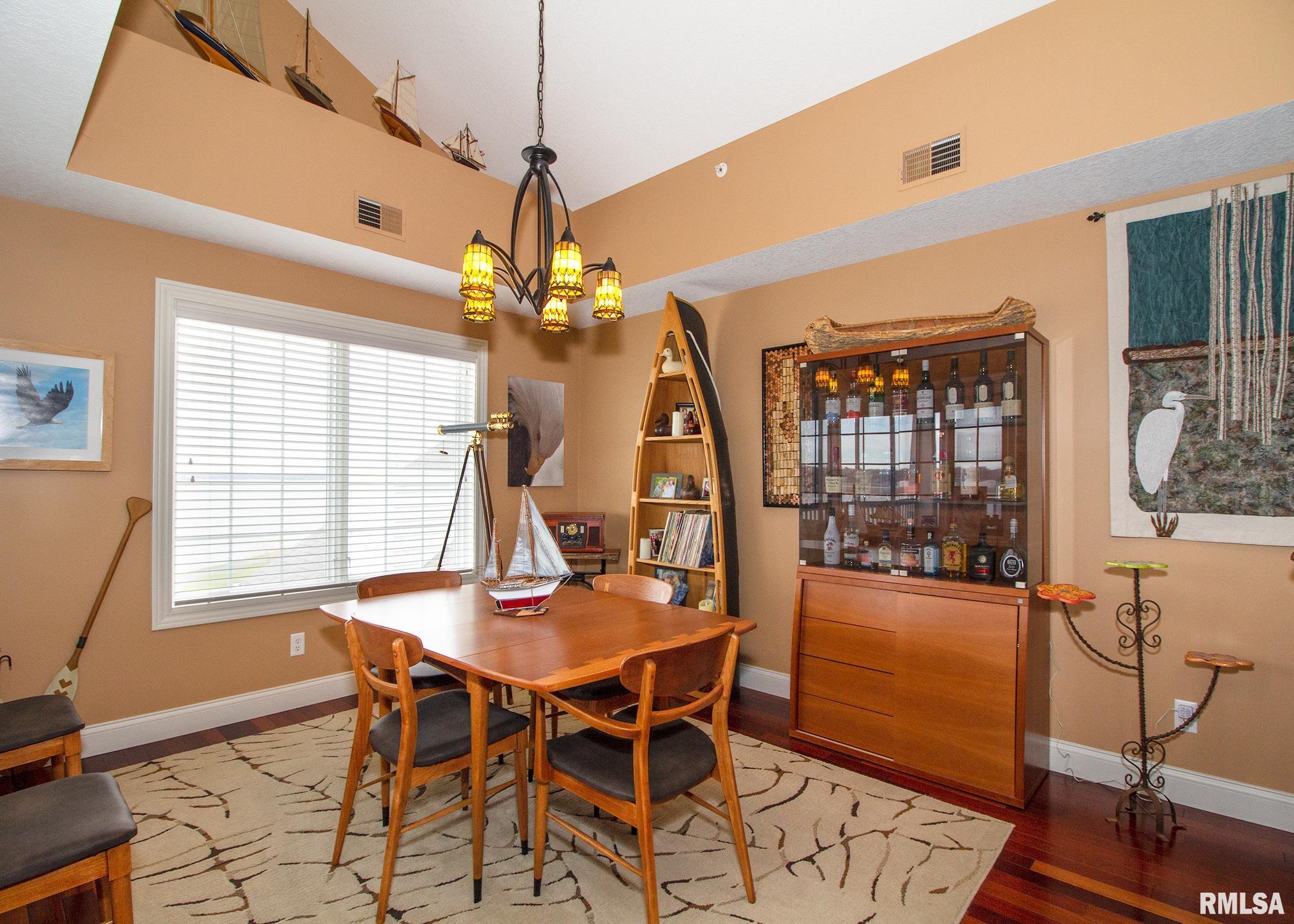 4036 River Drive, Unit 4D Moline, IL 61265 - Photo 7 of 25