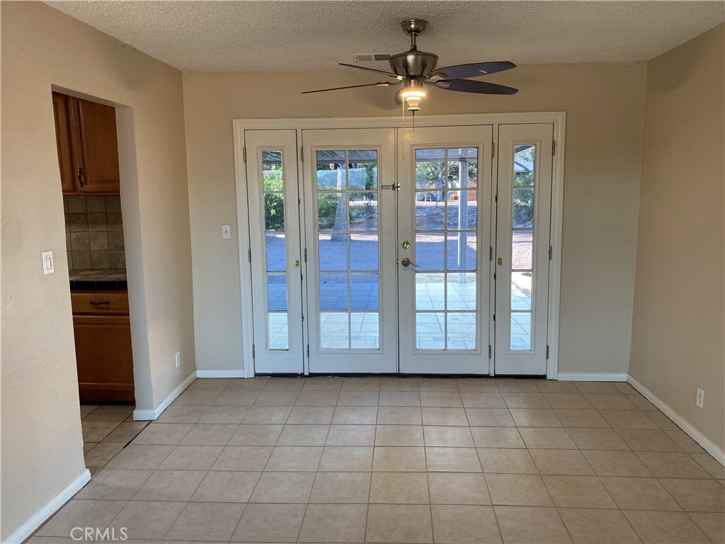 18746 Rock Springs Road Hesperia, CA 92345 - Photo 8 of 21 en view interior of the house