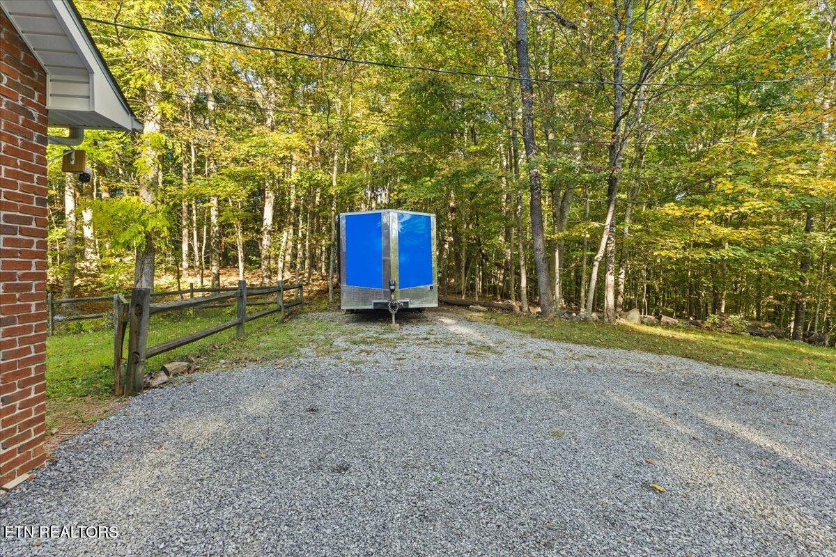 2127 David Miller Road Johnson City, TN 37604 - Photo 11 of 25 25-128A5991