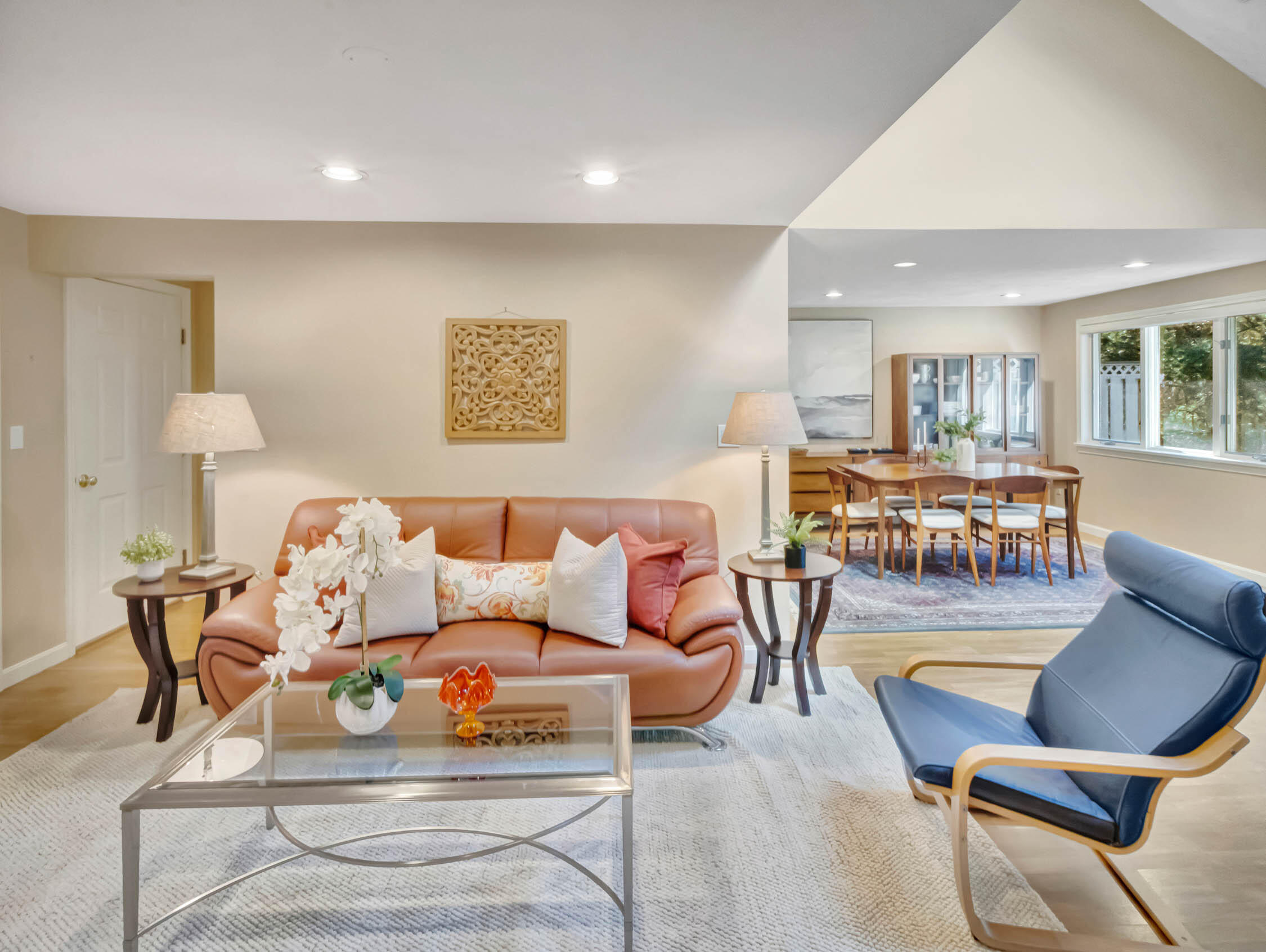 10 Kettle Lane Mashpee, MA 02649 - Photo 16 of 31 a living room with furniture and a large window