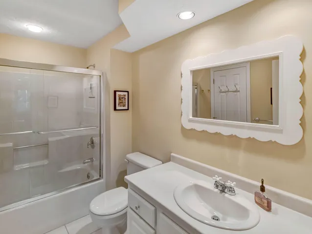 $535,000 | 10 Kettle Lane, Mashpee, MA 02649