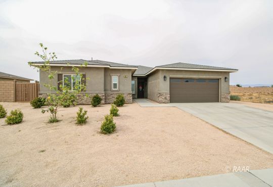 407 Abigail Street Ridgecrest, CA 93555 - Photo 1 of 35
