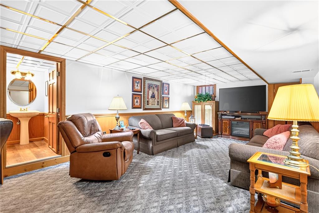 166 Braddock Rd Avenue Mount Pleasant, PA 15666 - Photo 45 of 50 Gallery Image 45