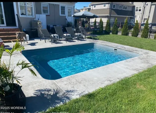 $10,000 | 512 Lincoln Avenue, Avon-by-the-Sea, NJ 07717