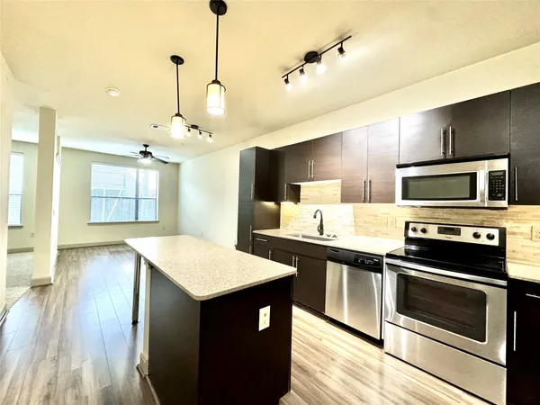 $1,134 | 3788 Richmond St Avenue, Unit 1153, Houston, TX 77046