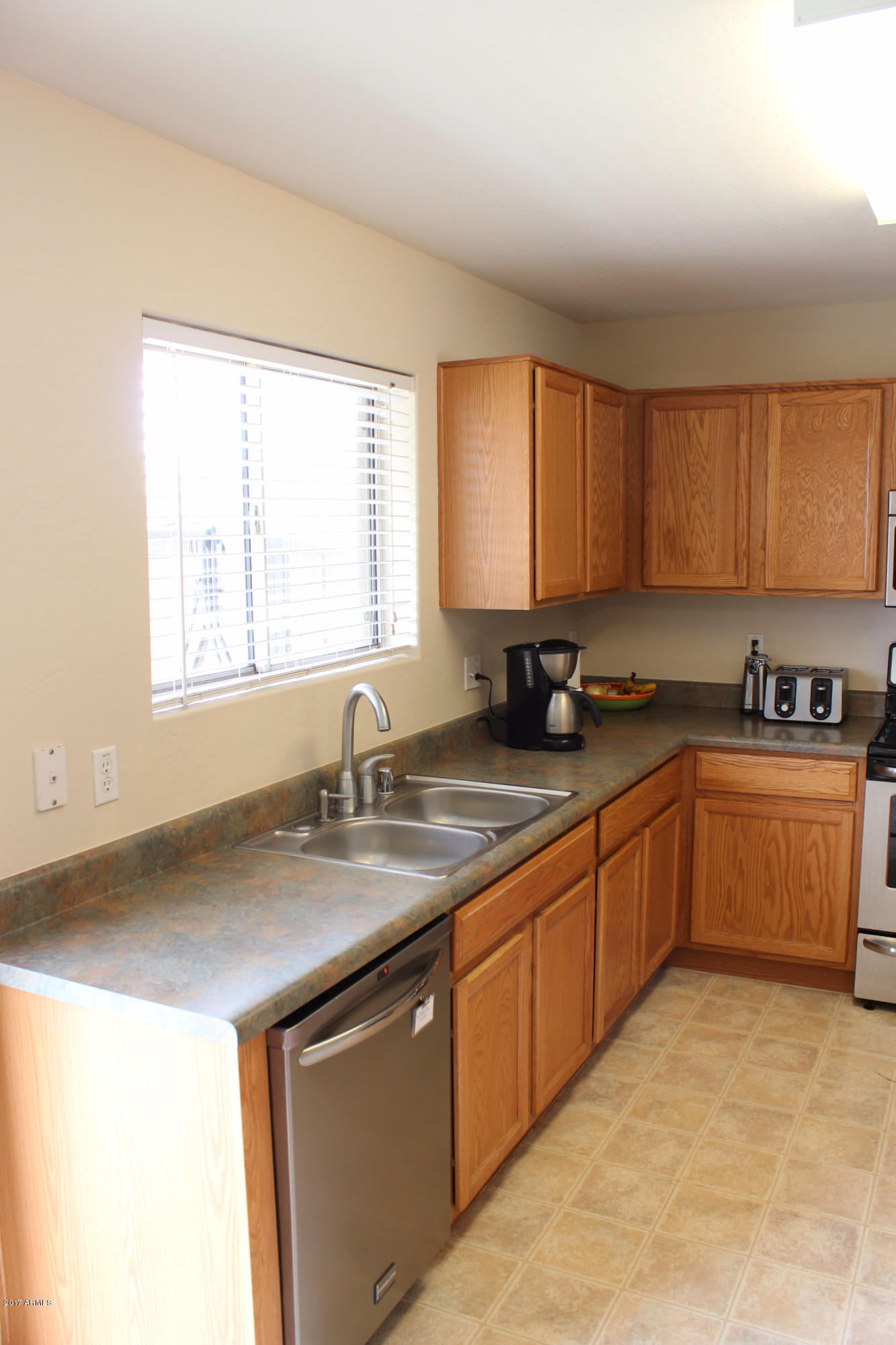 16249 West Hearn Road Surprise, AZ 85379 - Photo 15 of 42 15