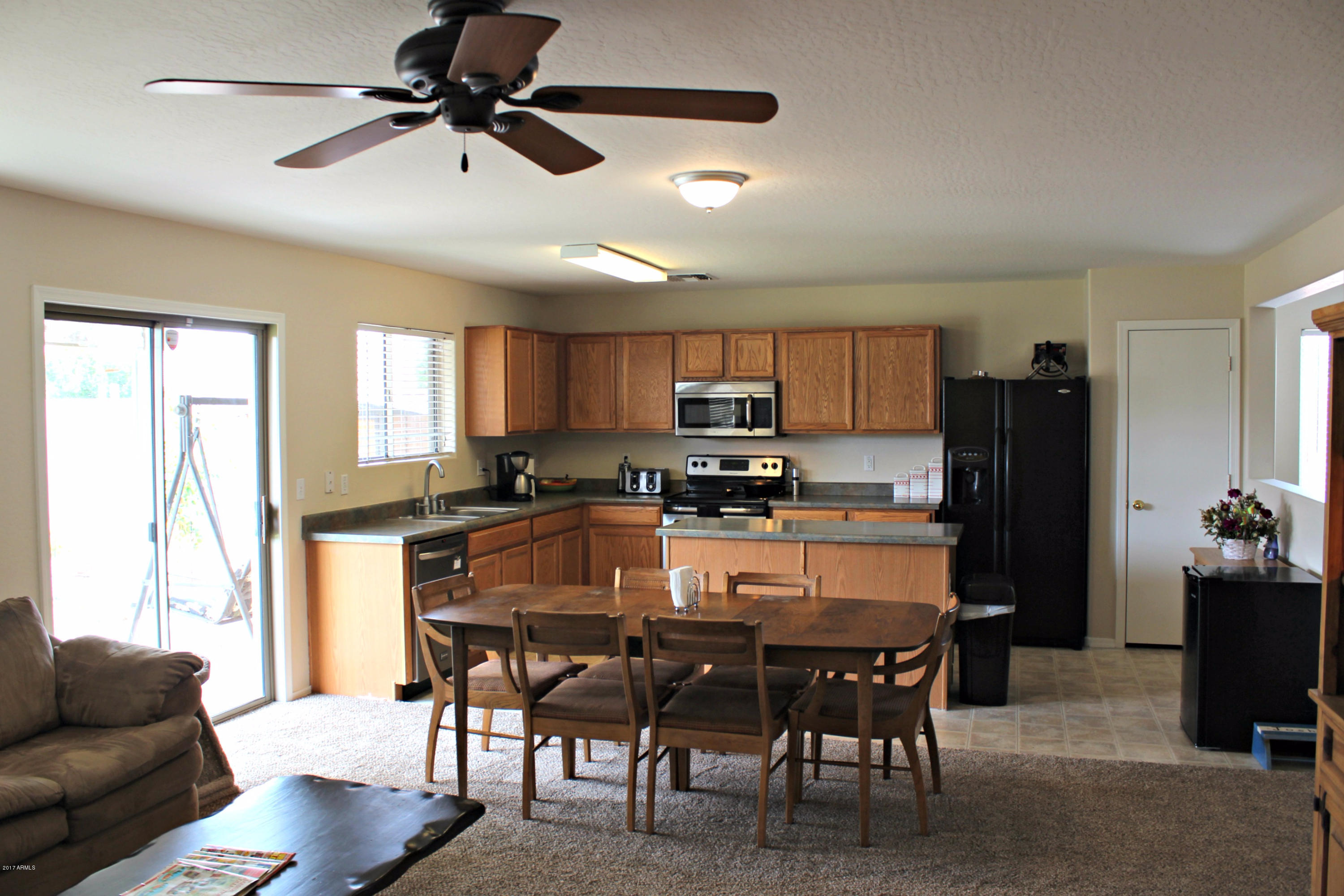 16249 West Hearn Road Surprise, AZ 85379 - Photo 16 of 42 16