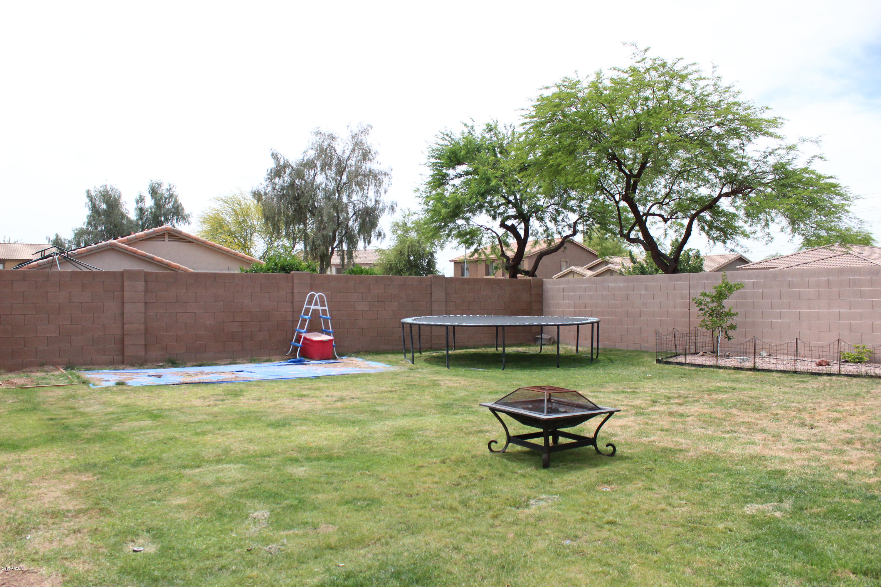 16249 West Hearn Road Surprise, AZ 85379 - Photo 6 of 42 6