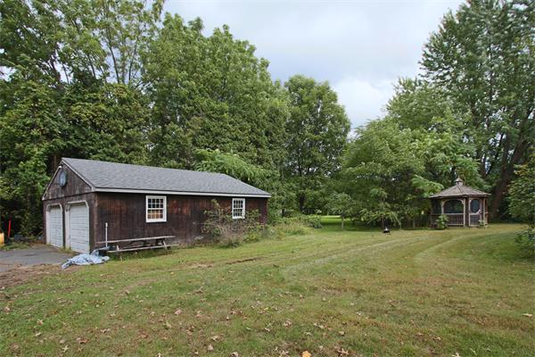 66 Old Amherst Road Sunderland, MA 01375 - Photo 3 of 15 Gallery Image 3