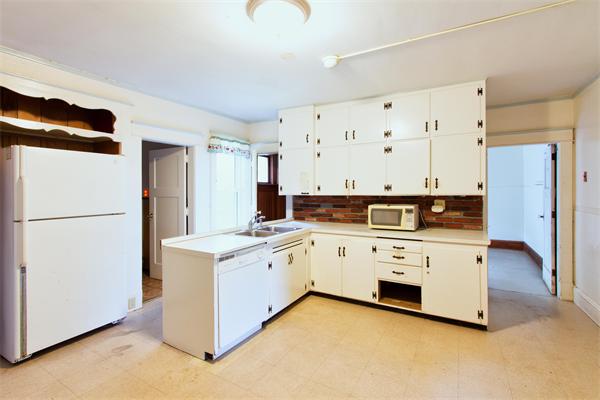 66 Old Amherst Road Sunderland, MA 01375 - Photo 9 of 15 Gallery Image 9