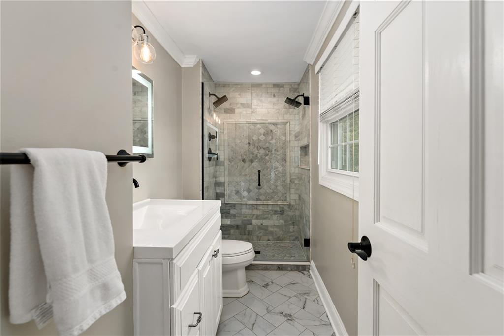 2381 Harrow Road Pittsburgh, PA 15241 - Photo 18 of 35 Gallery Image 18