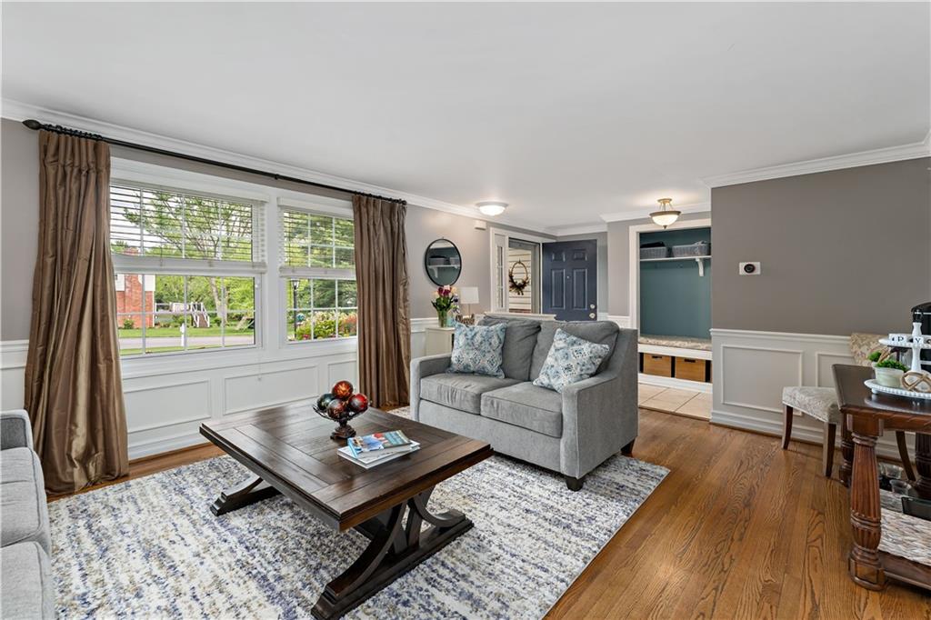 2381 Harrow Road Pittsburgh, PA 15241 - Photo 4 of 35 Gallery Image 4