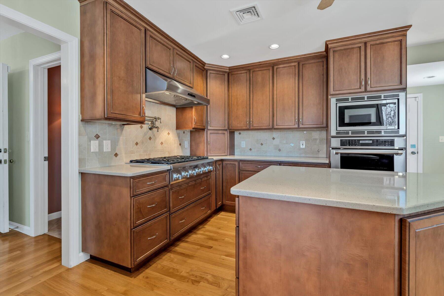 18 Gray Rocks West Road North Falmouth, MA 02556 - Photo 26 of 58 Kit A