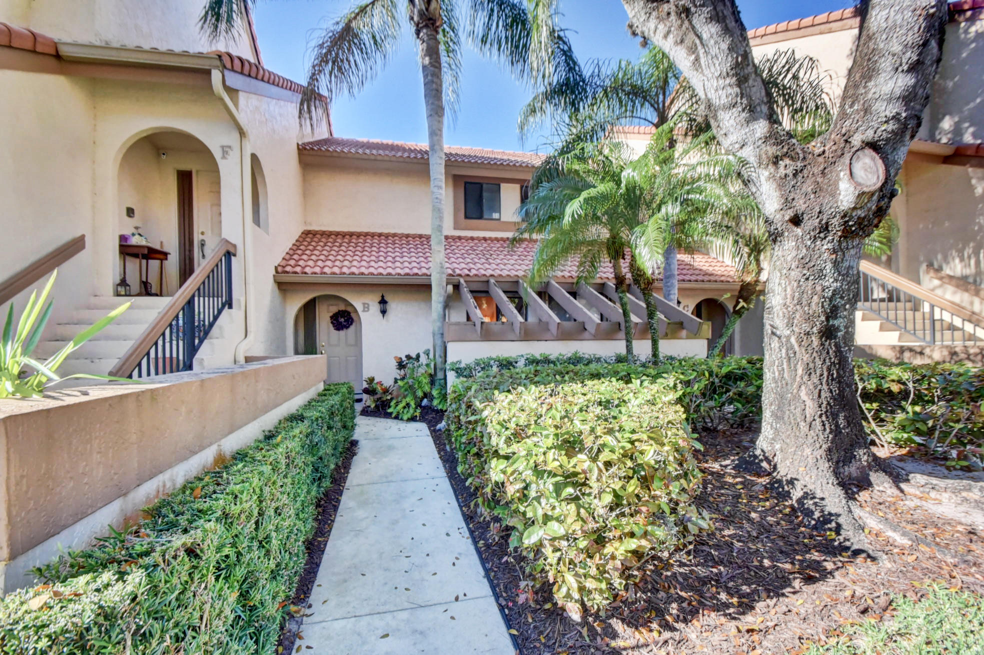 5601 Coach House Circle, Unit B Boca Raton, FL 33486 - Photo 4 of 30 ALP_6671_2_3_4_5
