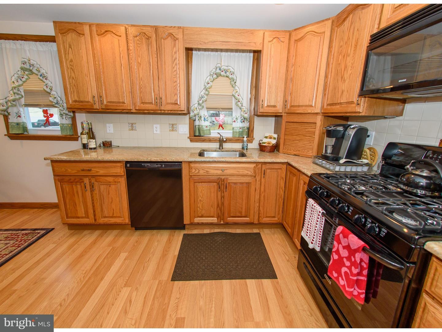 11715 Stevens Road Philadelphia, PA 19116 - Photo 4 of 25