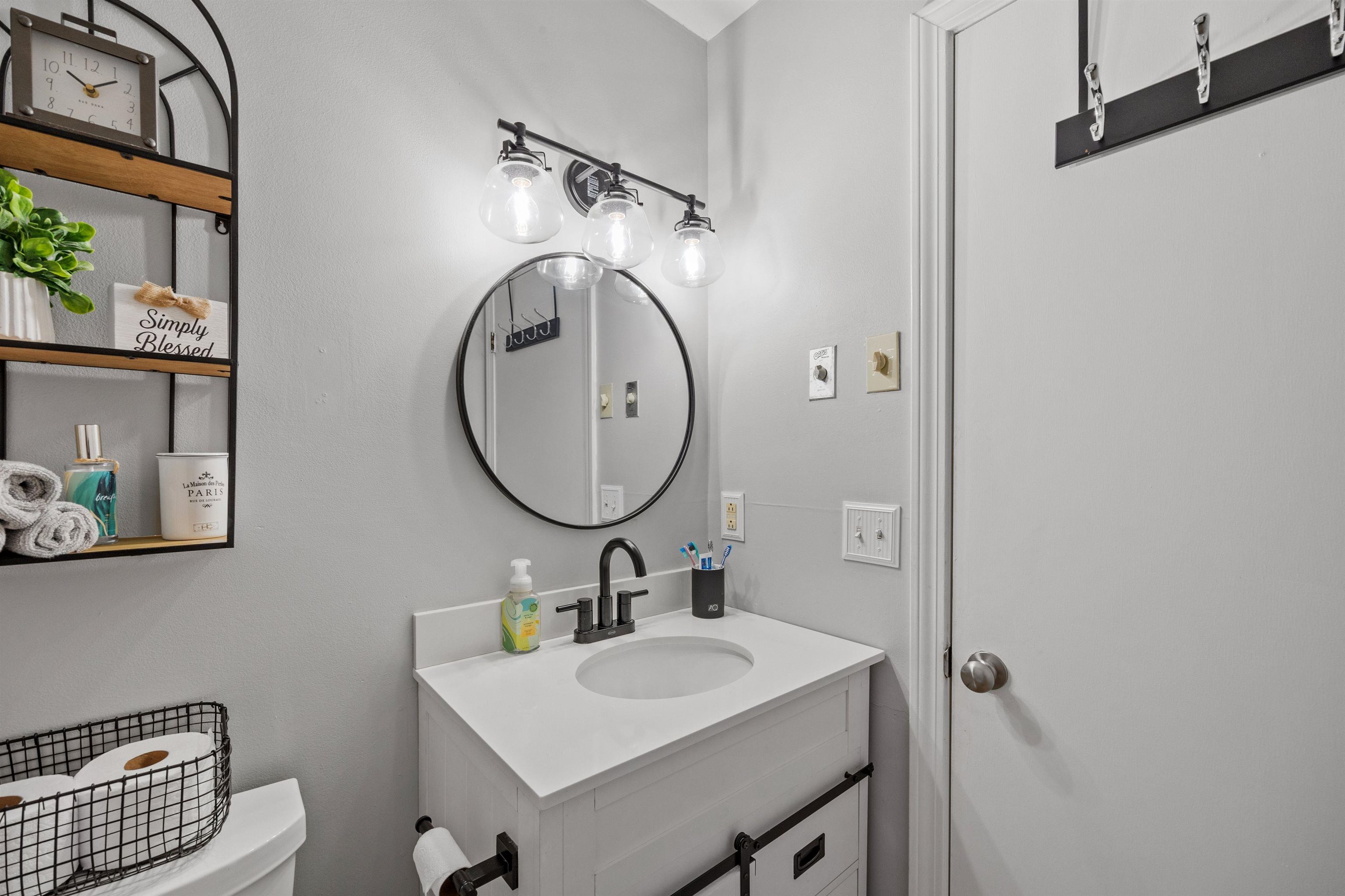 115 Weirs Road, Unit 304 Gilford, NH 03249 - Photo 10 of 40