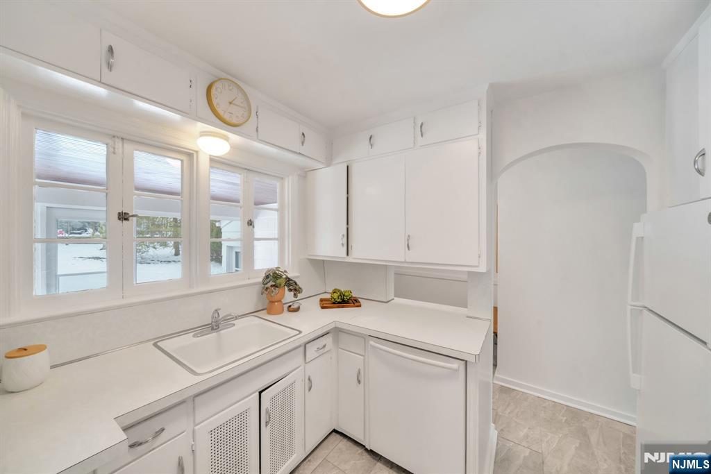 457 Rock Road Glen Rock, NJ 07452 - Photo 19 of 28