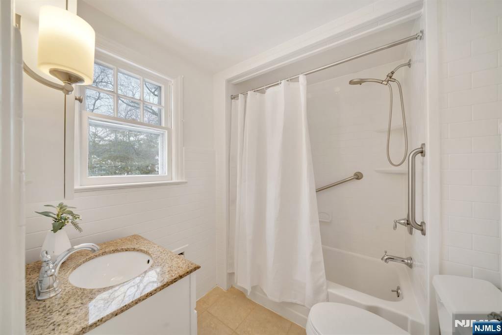 457 Rock Road Glen Rock, NJ 07452 - Photo 25 of 28