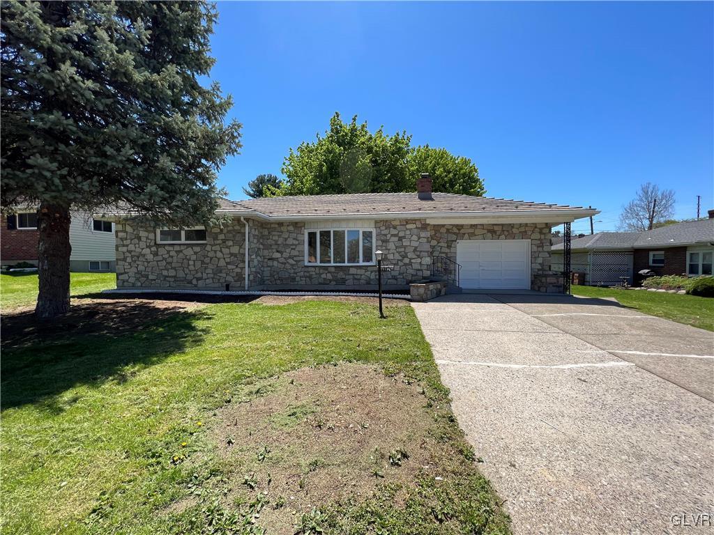 1122 Devonshire Road Allentown, PA 18103 - Photo 4 of 25 Gallery Image 4