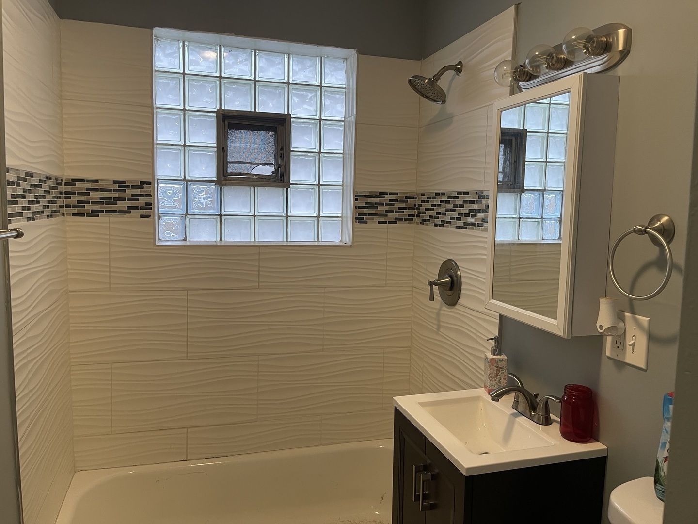 12620 South Racine Avenue Chicago, IL 60827 - Photo 4 of 11