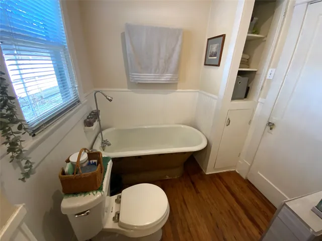 $2,050 | 912 West Melwood Street, Houston, TX 77009