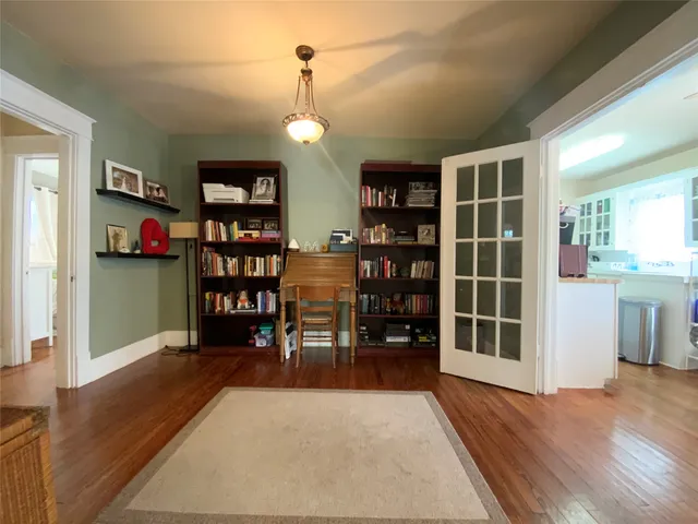 $2,050 | 912 West Melwood Street, Houston, TX 77009