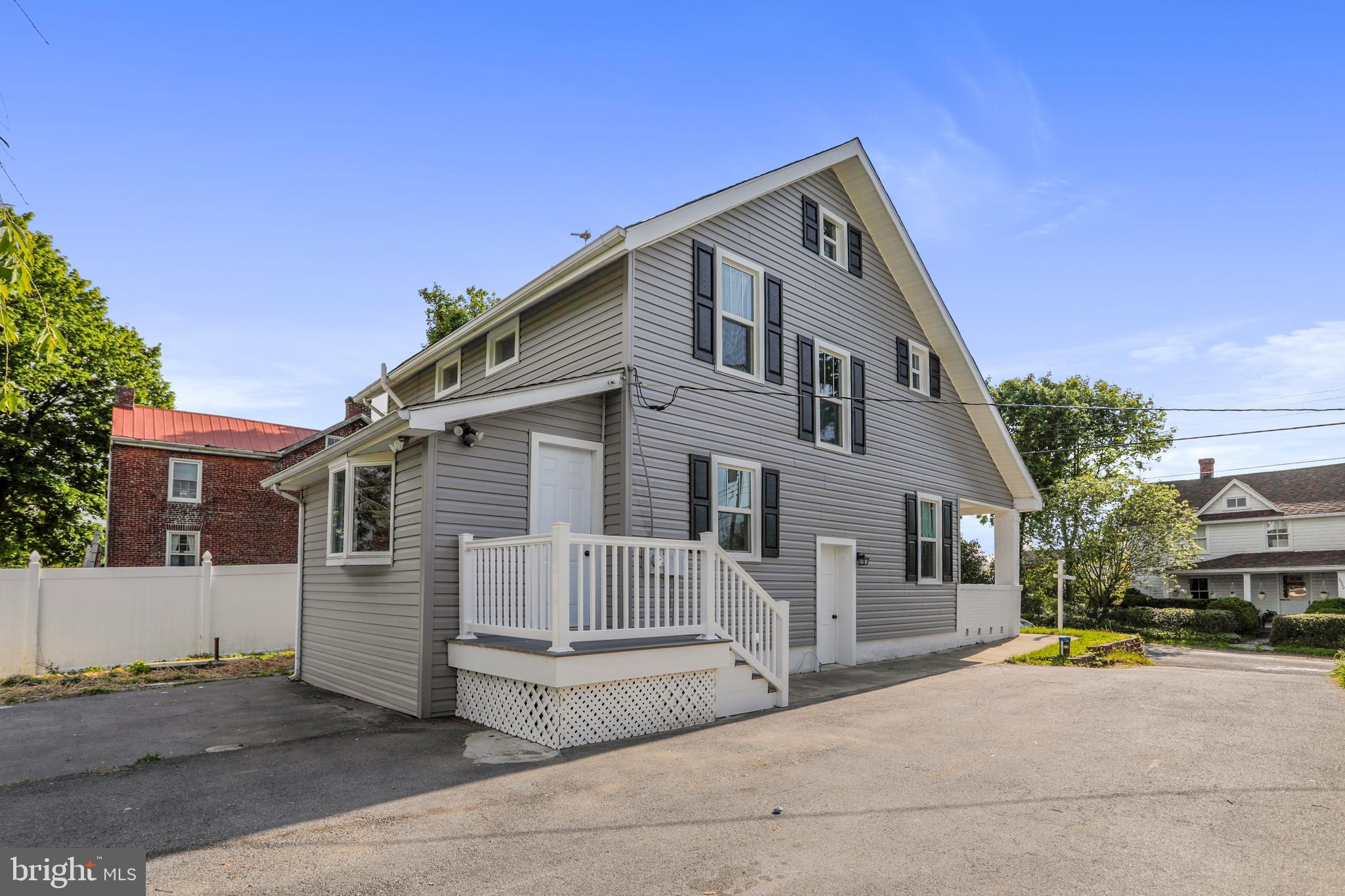 14541 Barkdoll Road Hagerstown, MD 21742 - Photo 5 of 45 Gallery Image 5