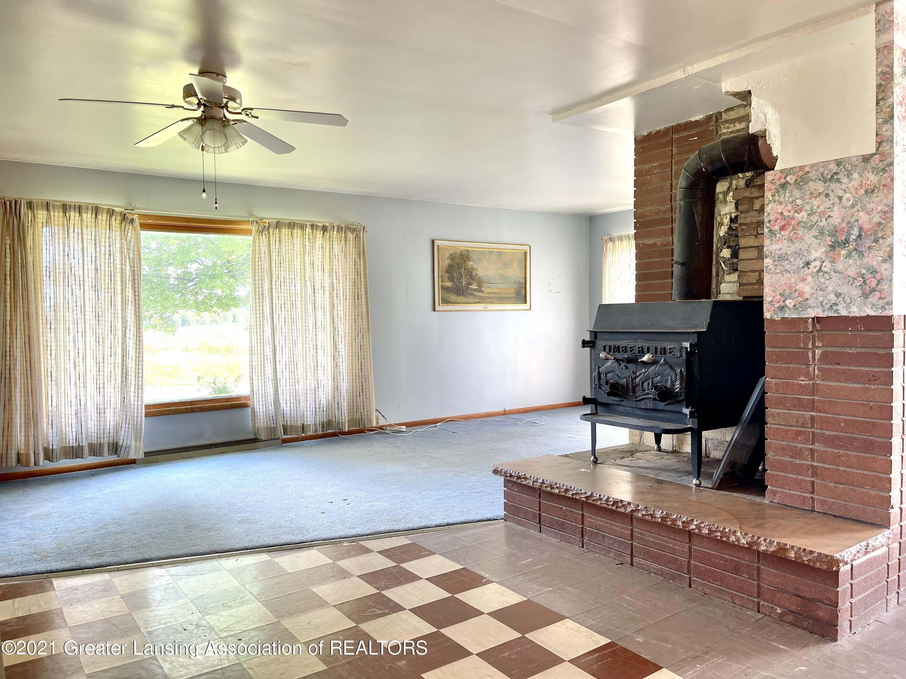 3288 South Dewitt Road St. Johns, MI 48879 - Photo 21 of 42 Dining
