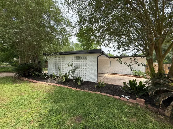 $345,000 | 7438 Windfern Road, Houston, TX 77040