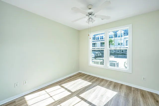 $325,000 | 130 River Landing Drive, Unit 3113, Charleston, SC 29492