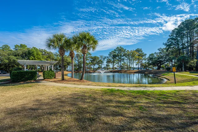 $325,000 | 130 River Landing Drive, Unit 3113, Charleston, SC 29492