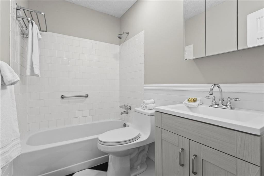 1925 Commonwealth Court Cumming, GA 30041 - Photo 24 of 35