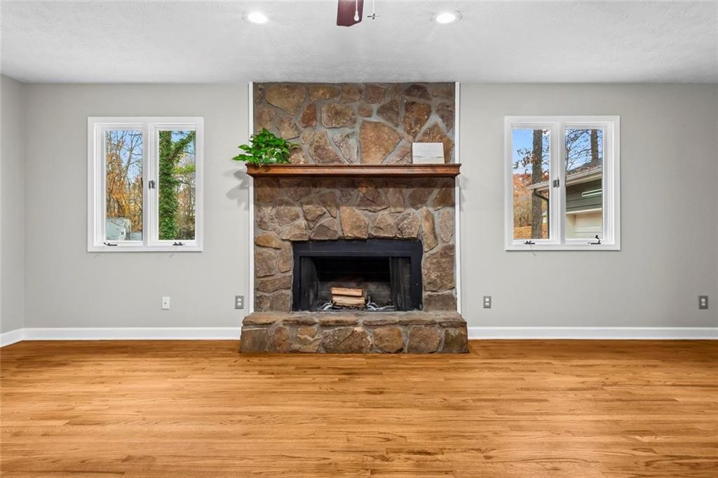 1925 Commonwealth Court Cumming, GA 30041 - Photo 9 of 35