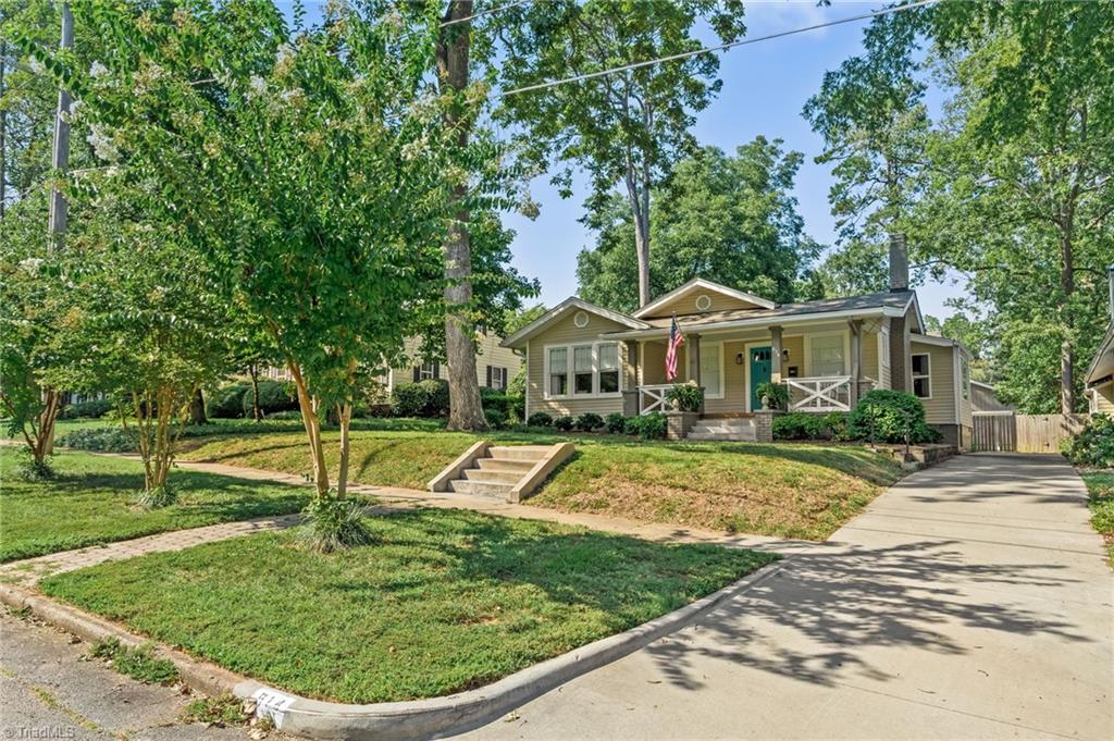 614 Colonial Drive High Point, NC 27262 - Photo 1 of 41 Gallery Image 1