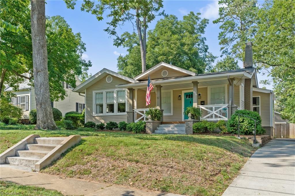 614 Colonial Drive High Point, NC 27262 - Photo 2 of 41 Gallery Image 2