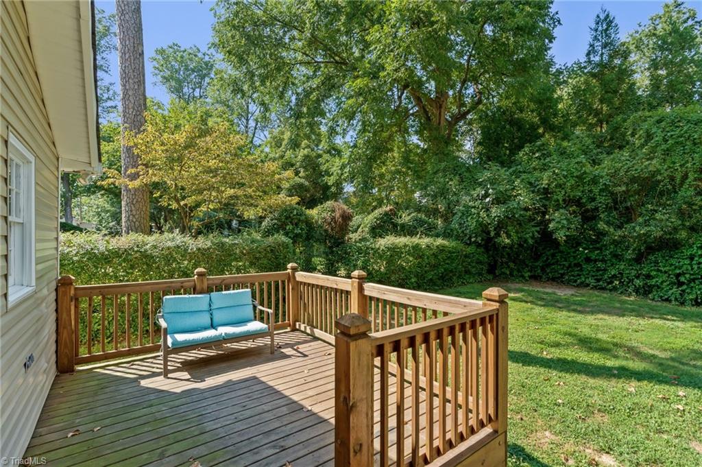 614 Colonial Drive High Point, NC 27262 - Photo 35 of 41 Gallery Image 35
