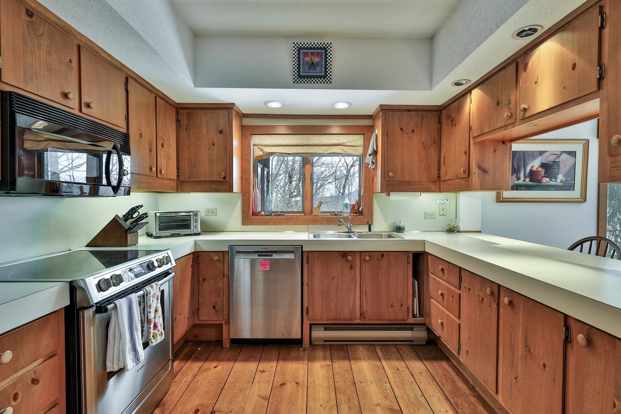 726 East Ash Road Plymouth, VT 05056 - Photo 21 of 60