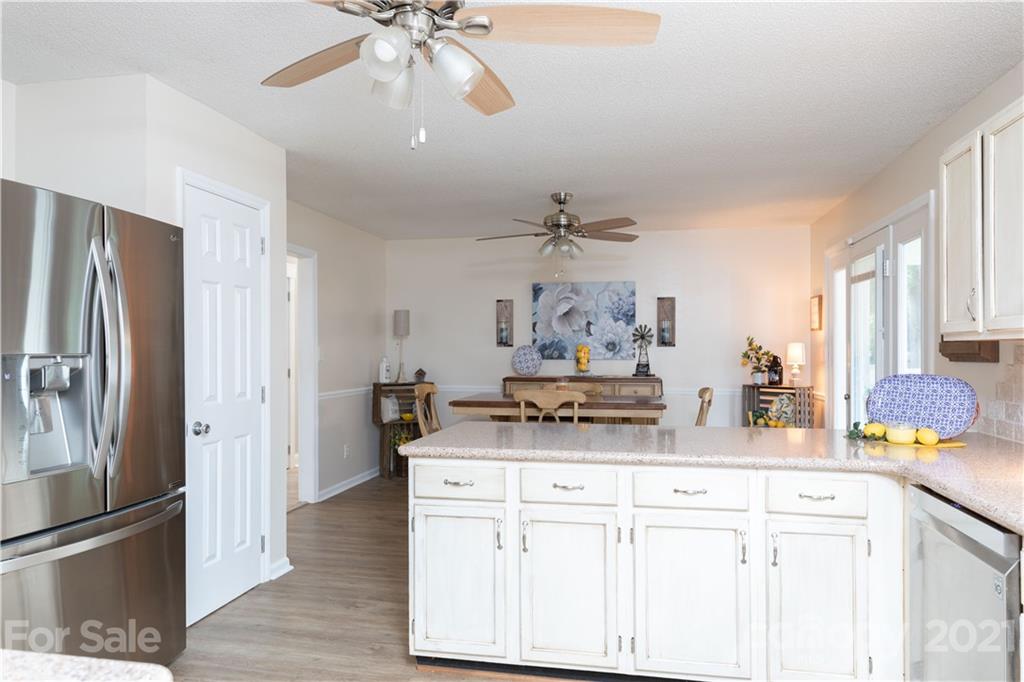 487 Plantation Road Rock Hill, SC 29732 - Photo 13 of 34 Gallery Image 13