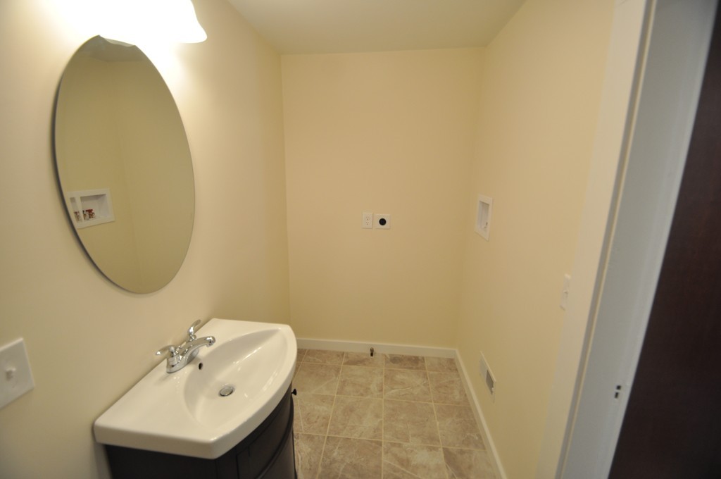 156 Luce Street Lowell, MA 01852 - Photo 18 of 20 Gallery Image 18