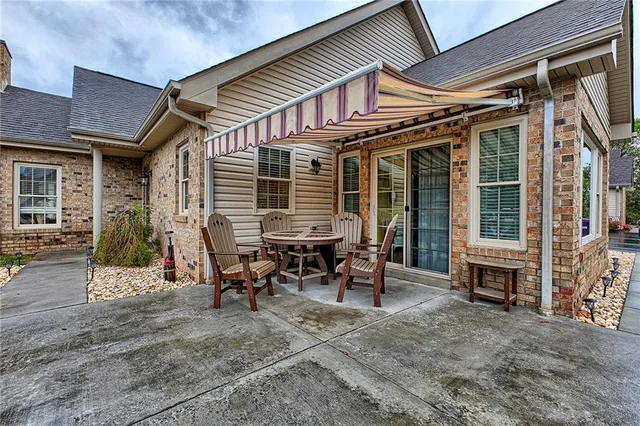 $349,000 | 728 Glengarry Court, Pittsburgh, PA 15239