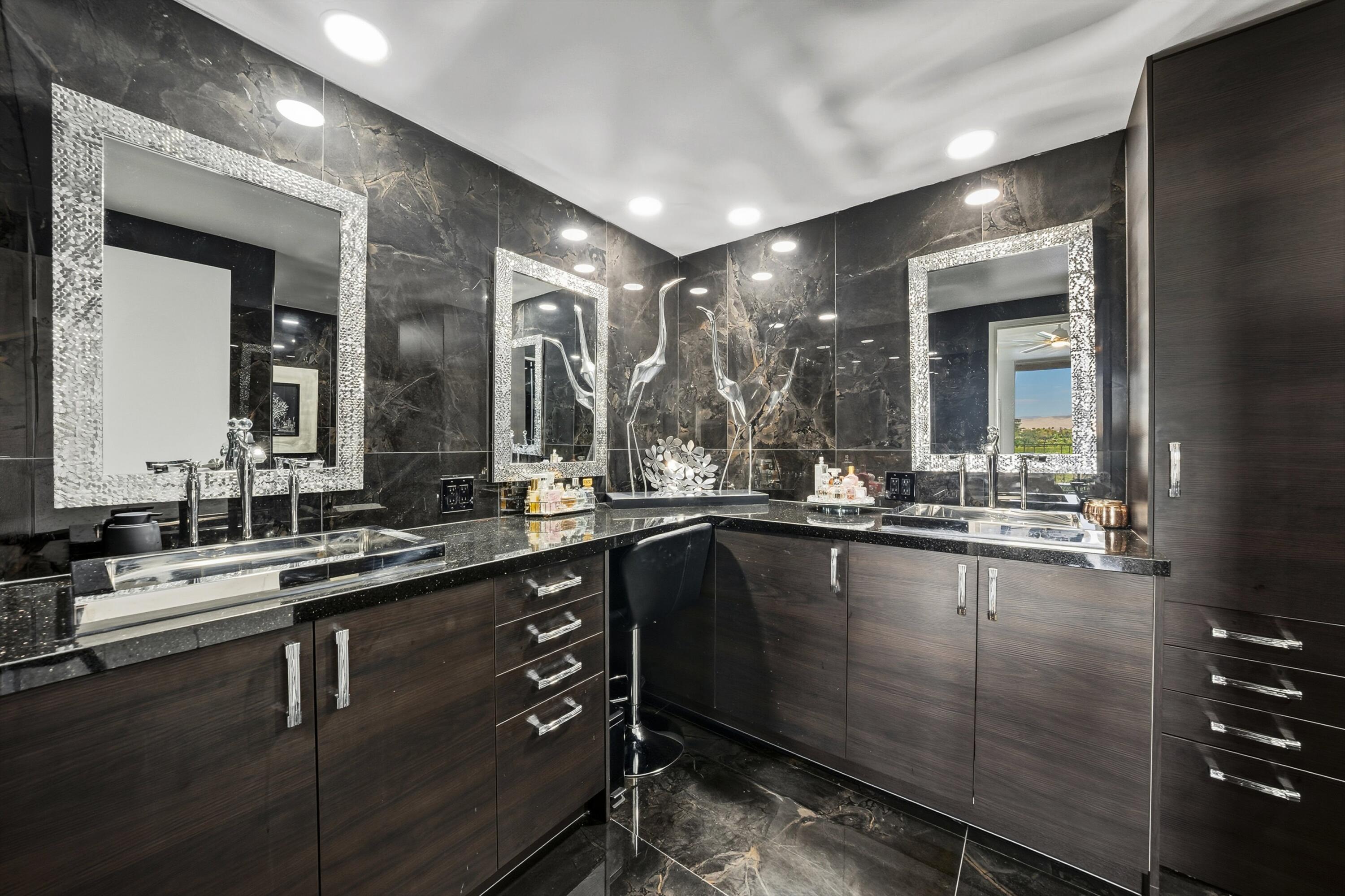 899 Island Drive, Unit 509 Rancho Mirage, CA 92270 - Photo 23 of 32 a kitchen with sink and window