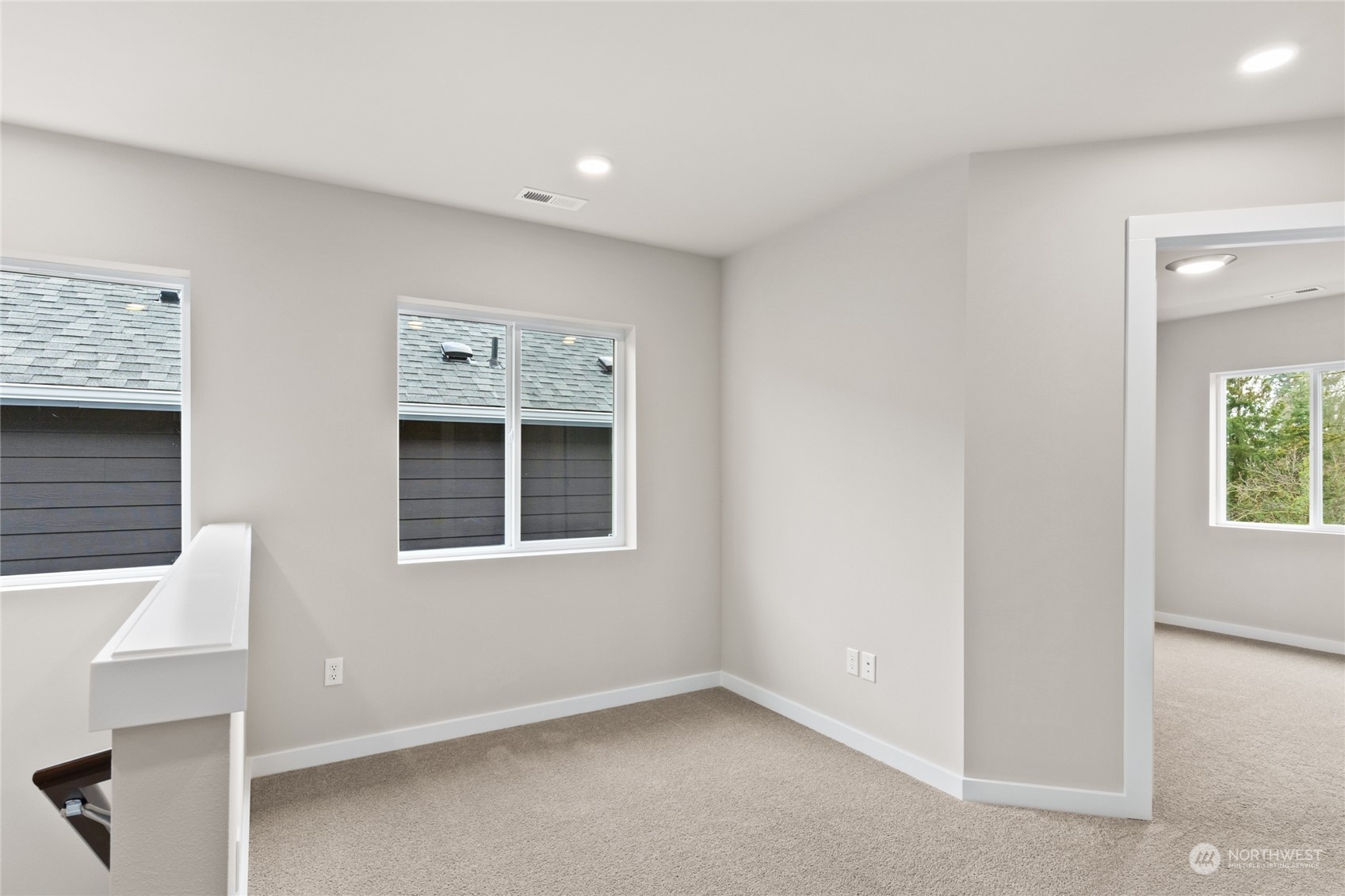 413 207th Street Southeast Bothell, WA 98012 - Photo 17 of 32 an empty room with a window