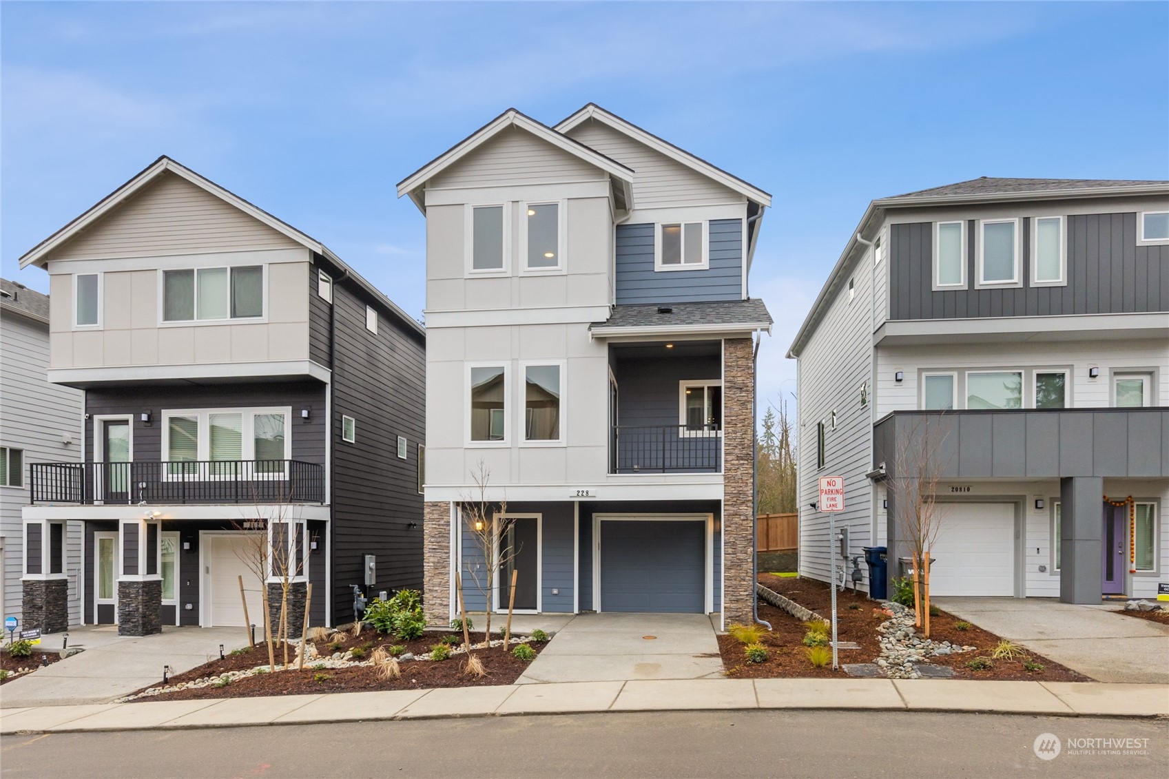 413 207th Street Southeast Bothell, WA 98012 - Photo 30 of 32 a front view of a large white building