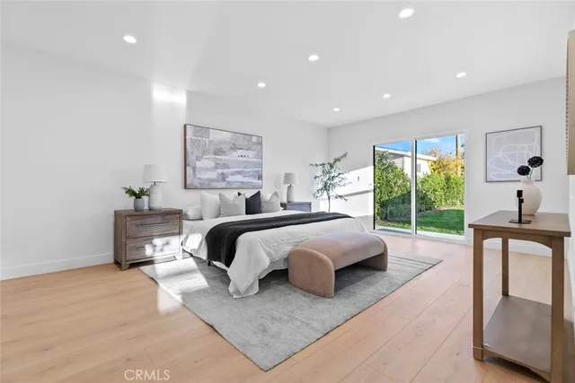 $1,699,000 | 900 East Palm Avenue, Burbank, CA 91501