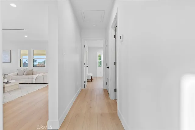 $1,699,000 | 900 East Palm Avenue, Burbank, CA 91501