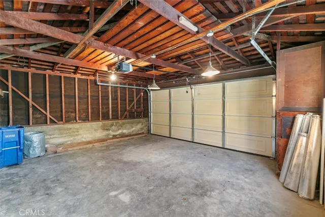 $1,699,000 | 900 East Palm Avenue, Burbank, CA 91501